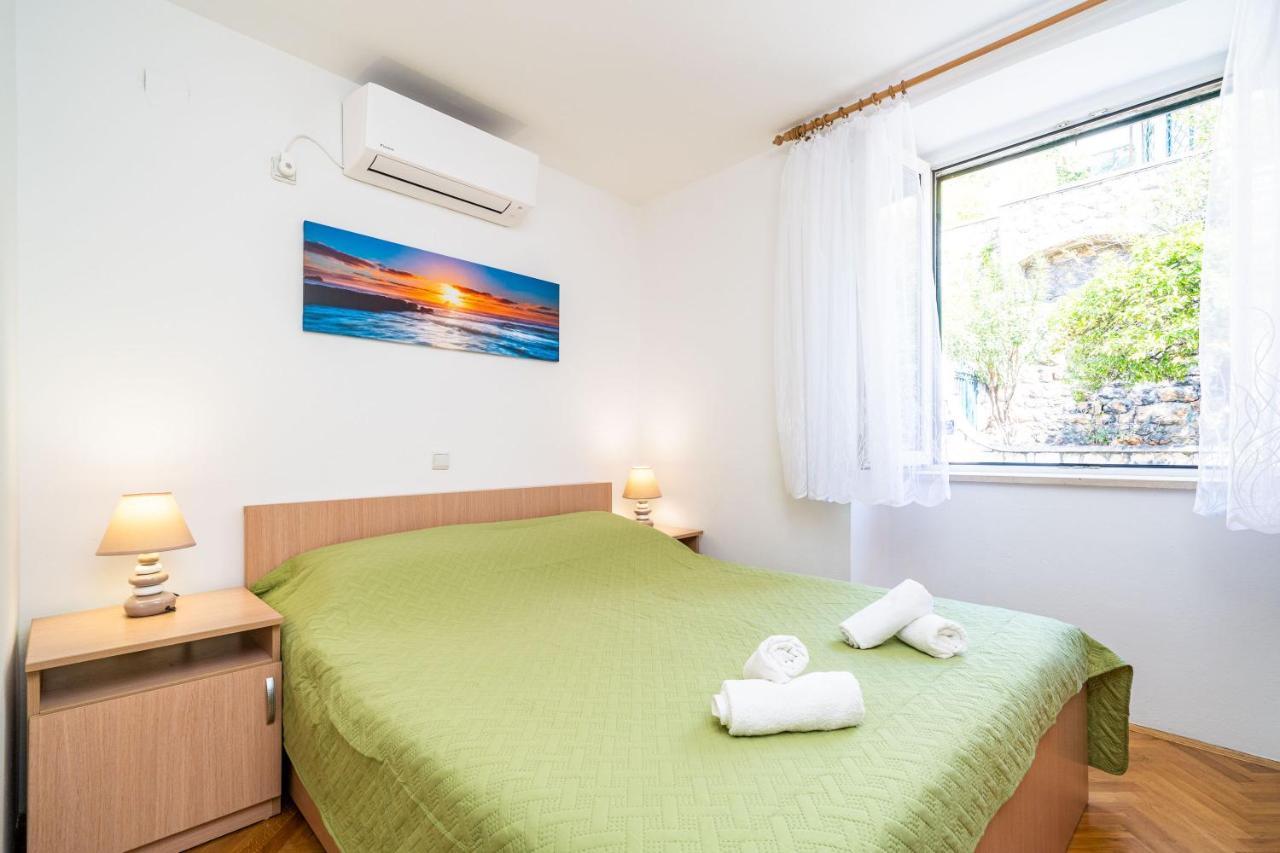 Central Apartment With Terrace ดูบรอฟนิก ภายนอก รูปภาพ