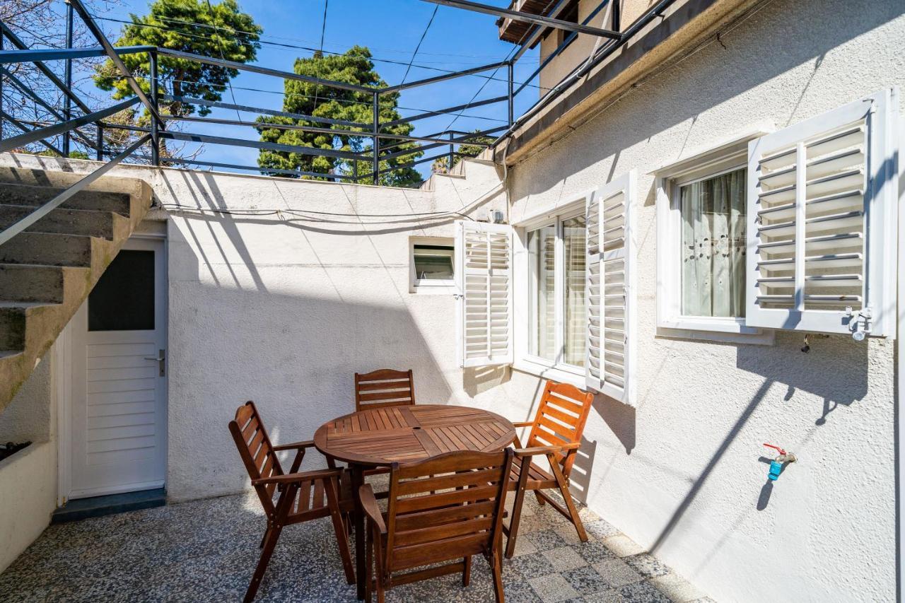 Central Apartment With Terrace ดูบรอฟนิก ภายนอก รูปภาพ